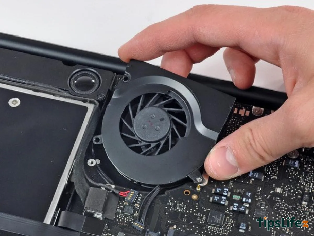 Use your laptop in cool environments or with cooling fans.